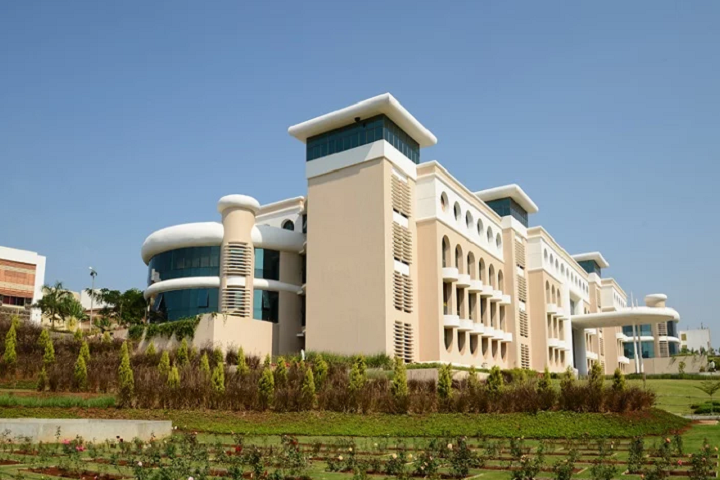 https://cache.careers360.mobi/media/colleges/social-media/media-gallery/7941/2019/2/19/Campus view of Sandip Institute of Pharmaceutical Science Nashik_Campus-view.PNG